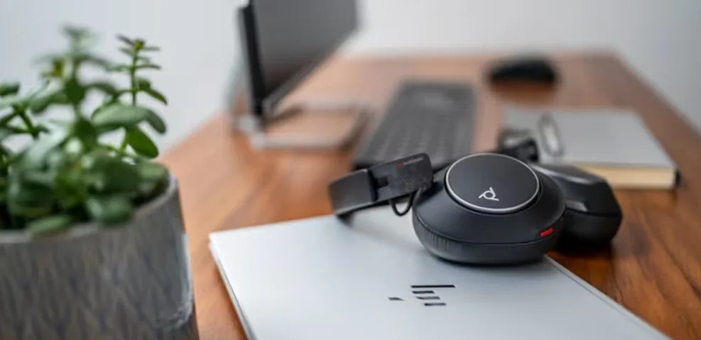 HP y Poly: Innovación para Simplificar la Experiencia de Trabajo Híbrido